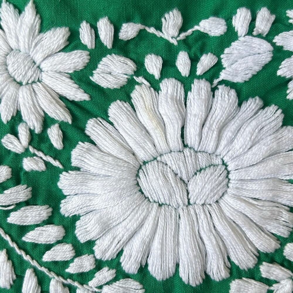 Vintage Emerald Green White Floral Peacock Embroidery Mexican Art Dress - Picture 4 of 5